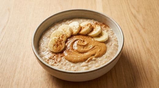 Protein-Porridge mit Erdnussbutter